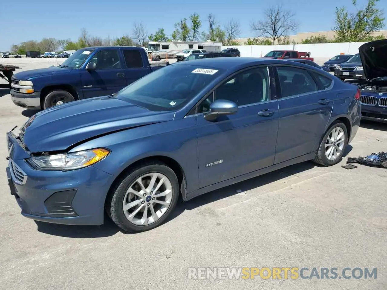 1 Photograph of a damaged car 3FA6P0LU0KR108860 FORD FUSION 2019