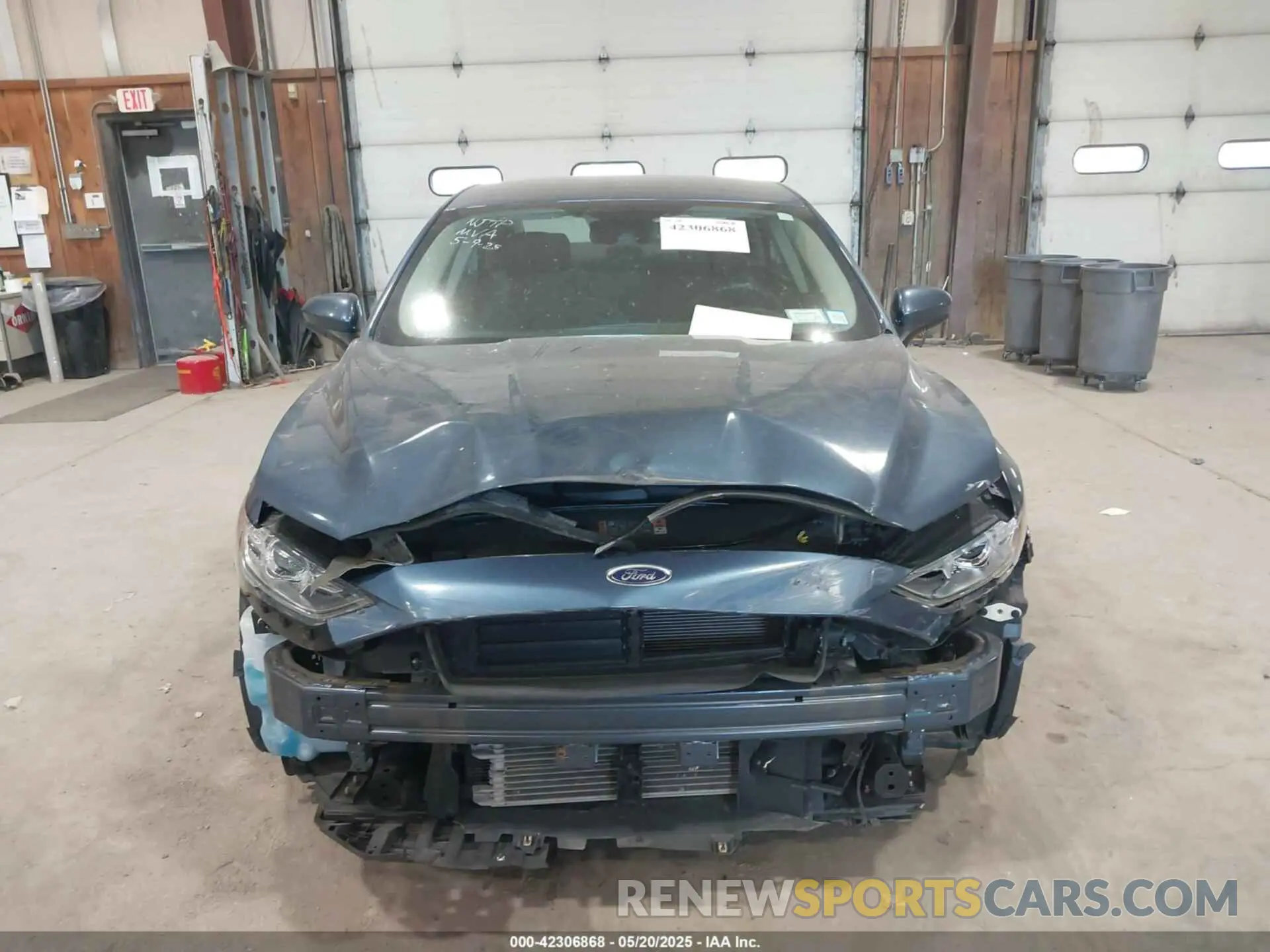 13 Photograph of a damaged car 3FA6P0LU0KR146217 FORD FUSION 2019