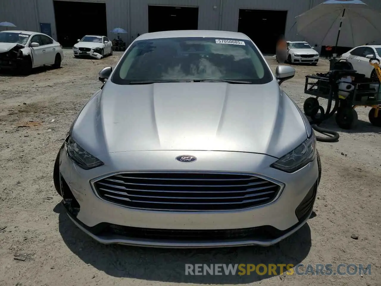 5 Photograph of a damaged car 3FA6P0LU0KR193764 FORD FUSION 2019