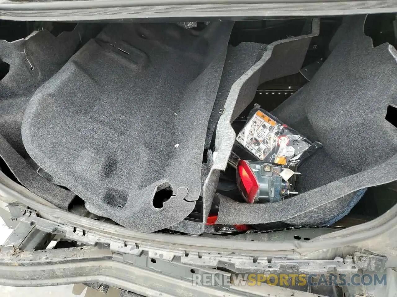 12 Photograph of a damaged car 3FA6P0LU0KR266762 FORD FUSION 2019