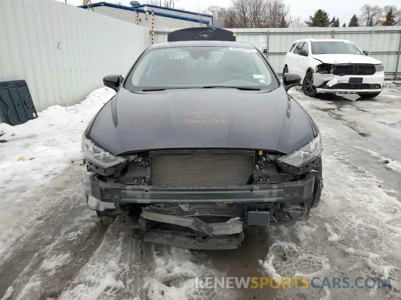 5 Photograph of a damaged car 3FA6P0LU0KR266762 FORD FUSION 2019