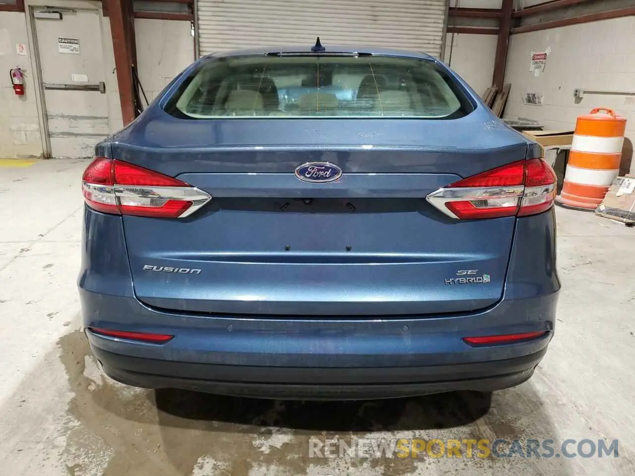 6 Photograph of a damaged car 3FA6P0LU0KR266776 FORD FUSION 2019