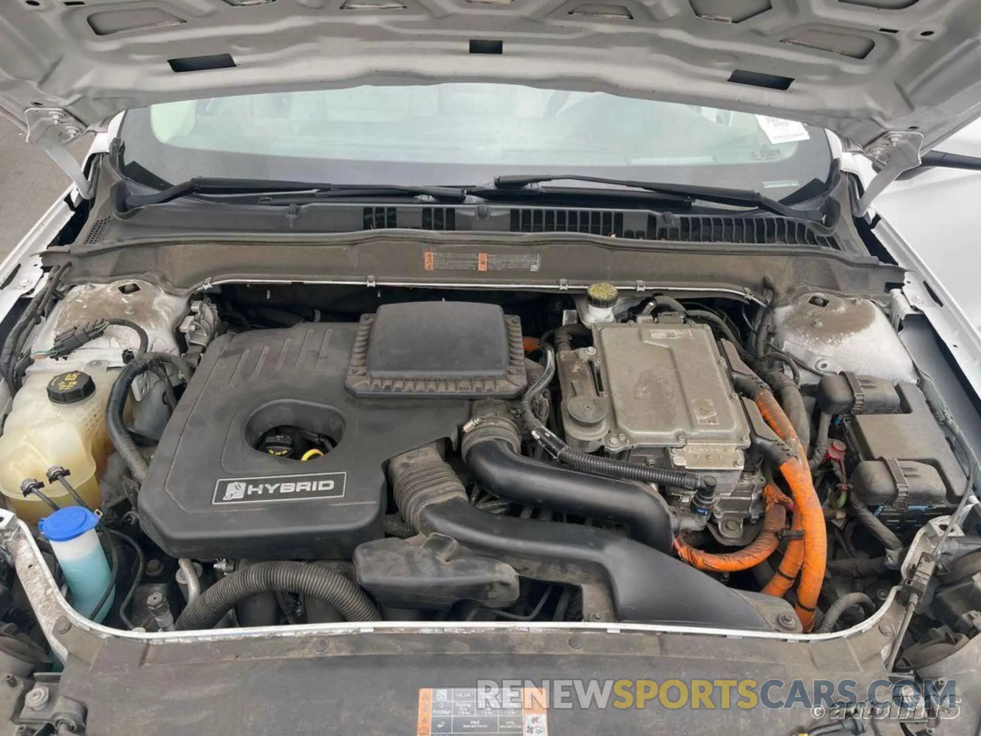 11 Photograph of a damaged car 3FA6P0LU0KR277678 FORD FUSION 2019