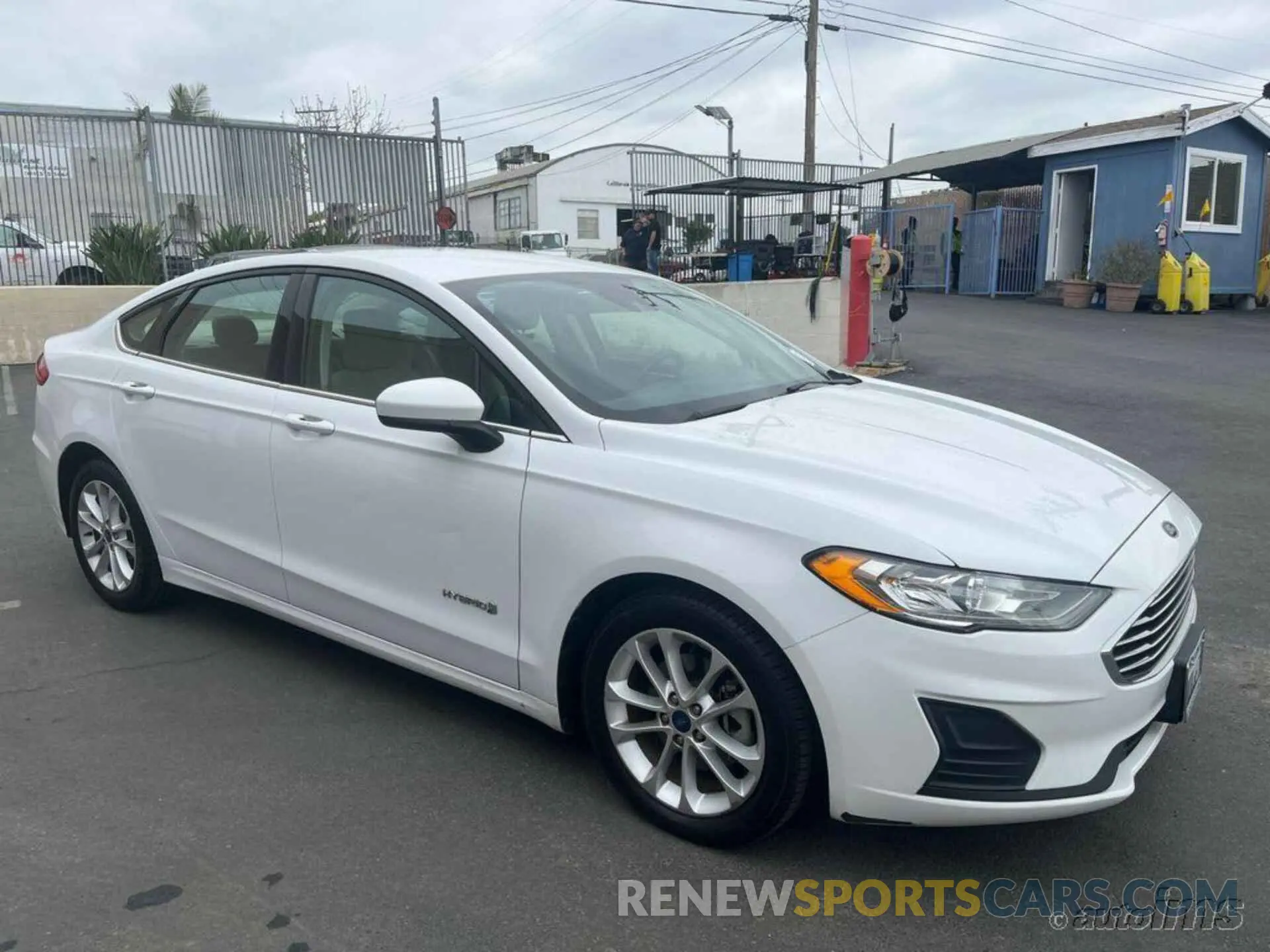 12 Photograph of a damaged car 3FA6P0LU0KR277678 FORD FUSION 2019