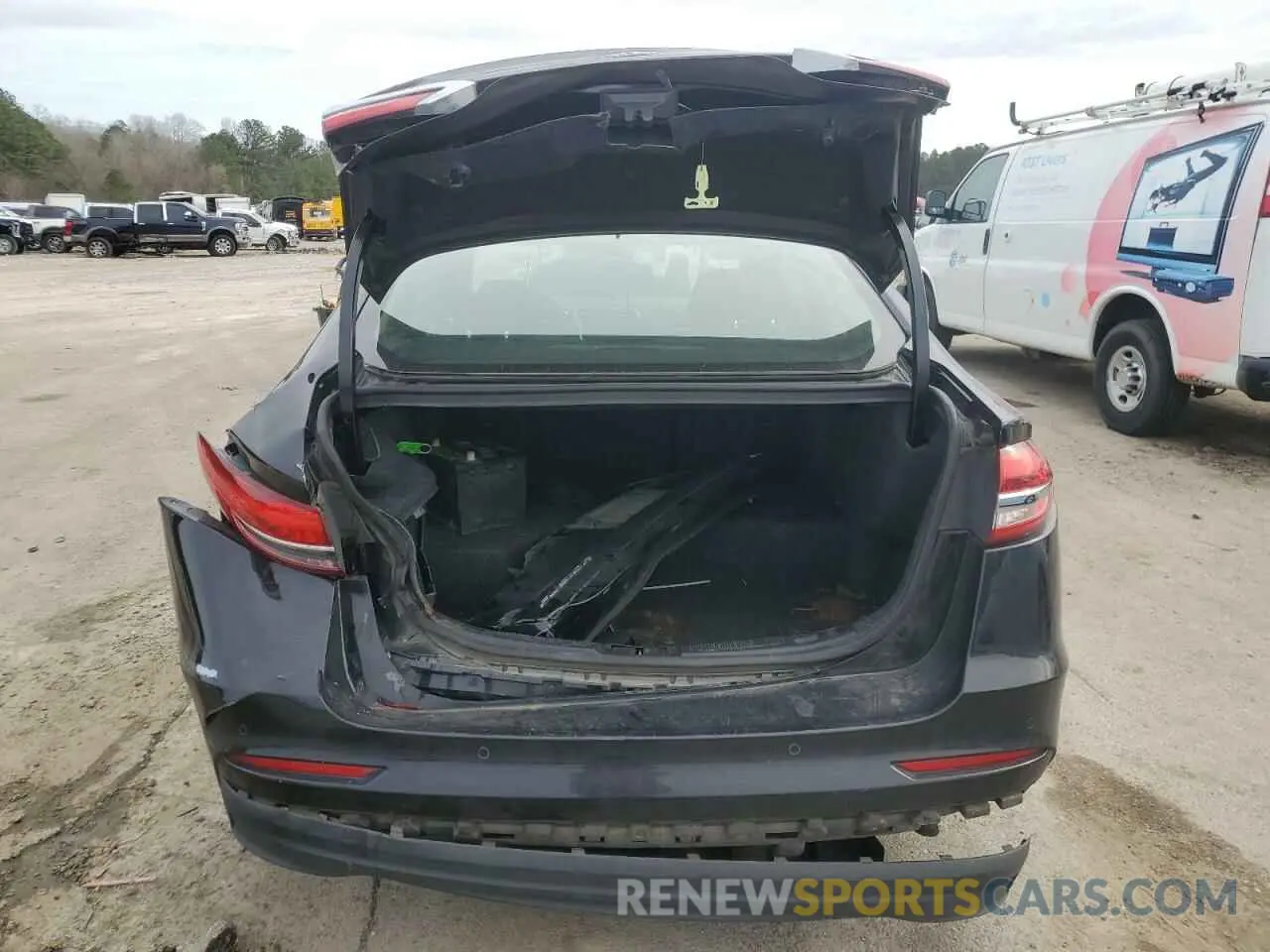 6 Photograph of a damaged car 3FA6P0LU1KR120659 FORD FUSION 2019