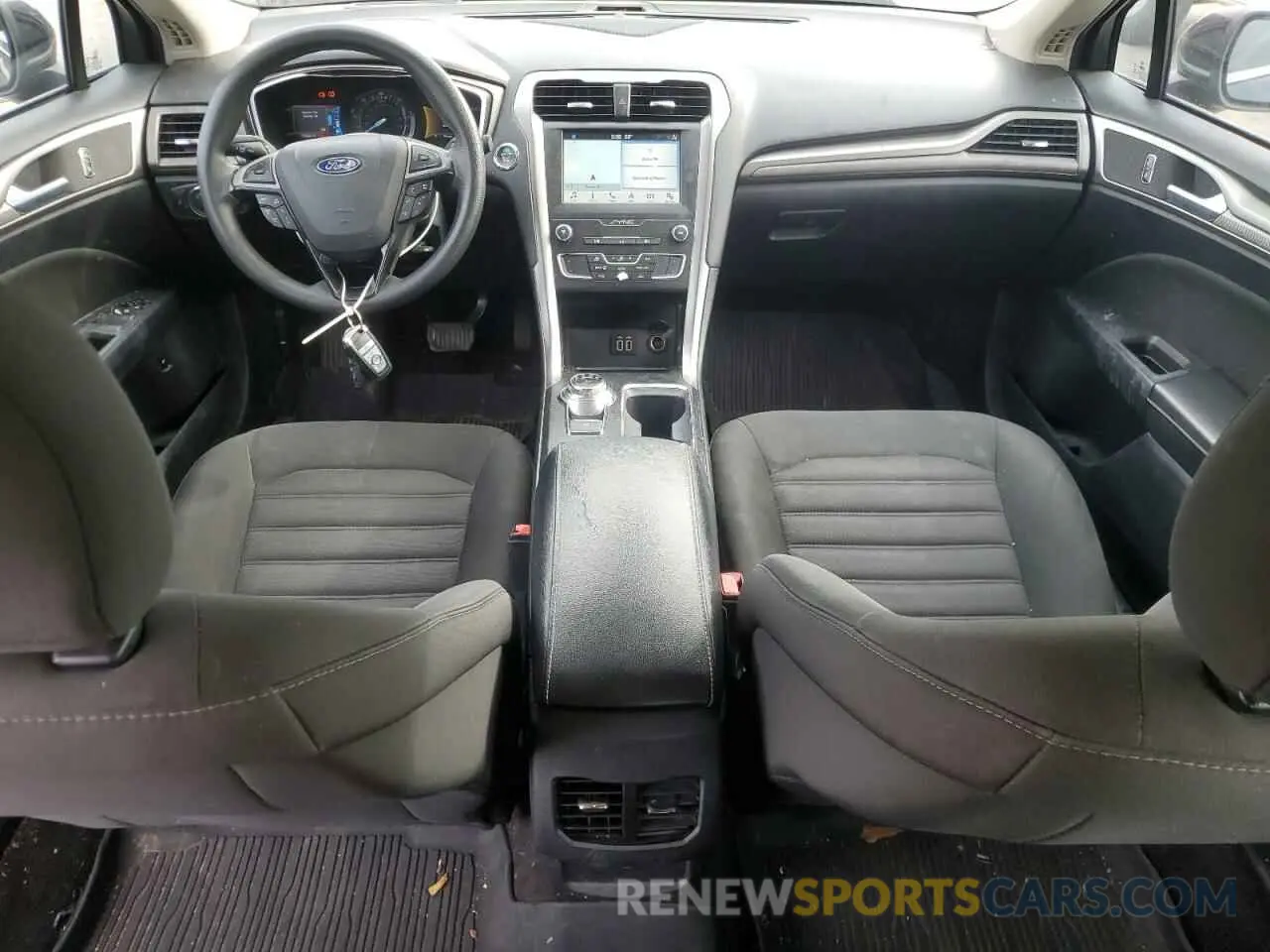 8 Photograph of a damaged car 3FA6P0LU1KR120659 FORD FUSION 2019