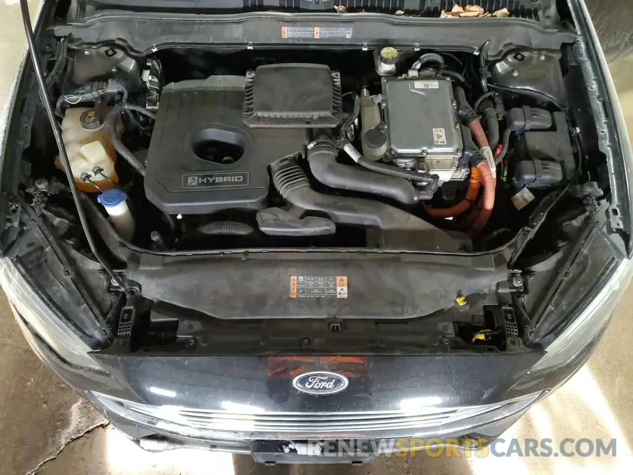 11 Photograph of a damaged car 3FA6P0LU1KR131936 FORD FUSION 2019