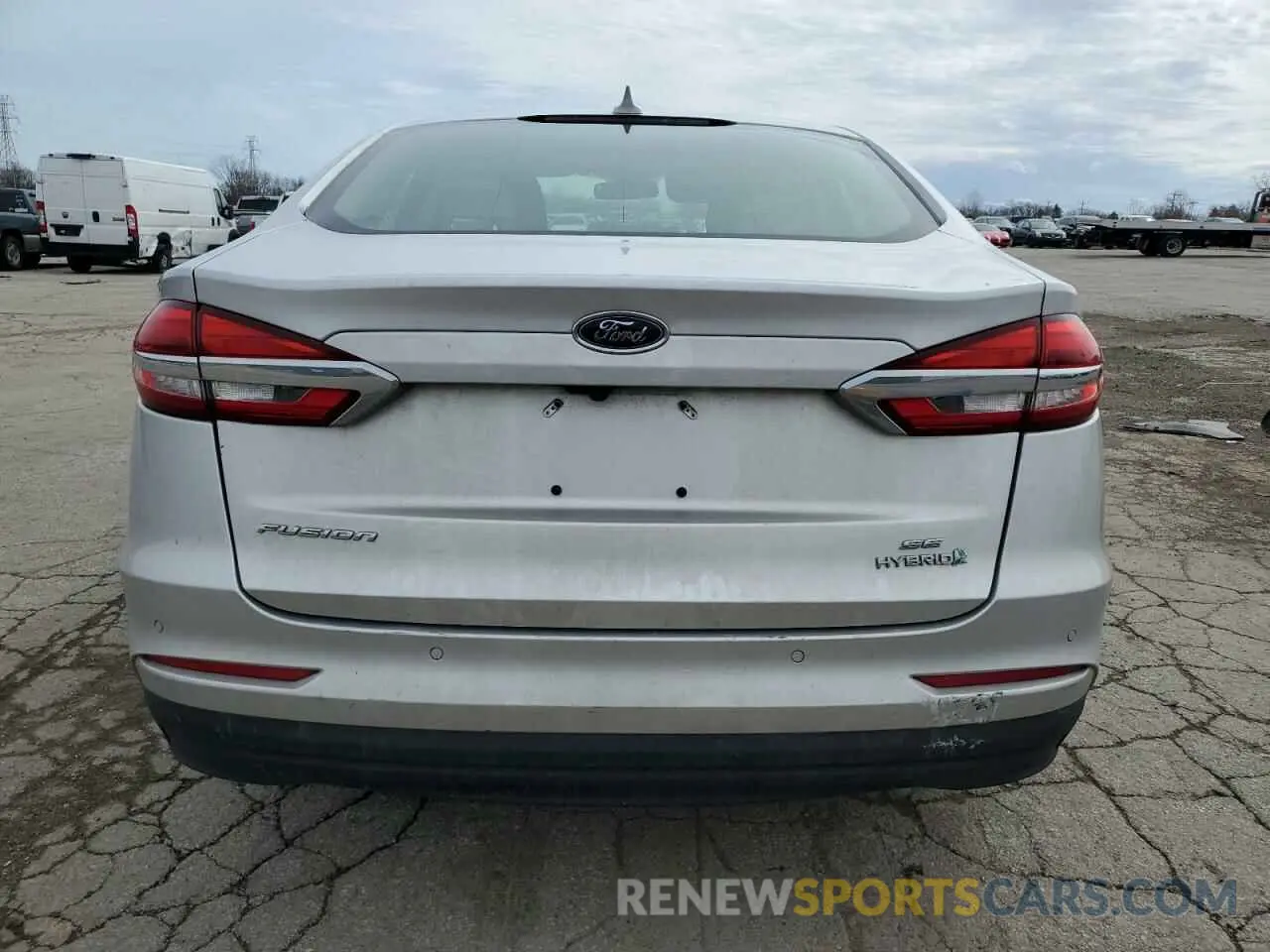 6 Photograph of a damaged car 3FA6P0LU1KR242759 FORD FUSION 2019