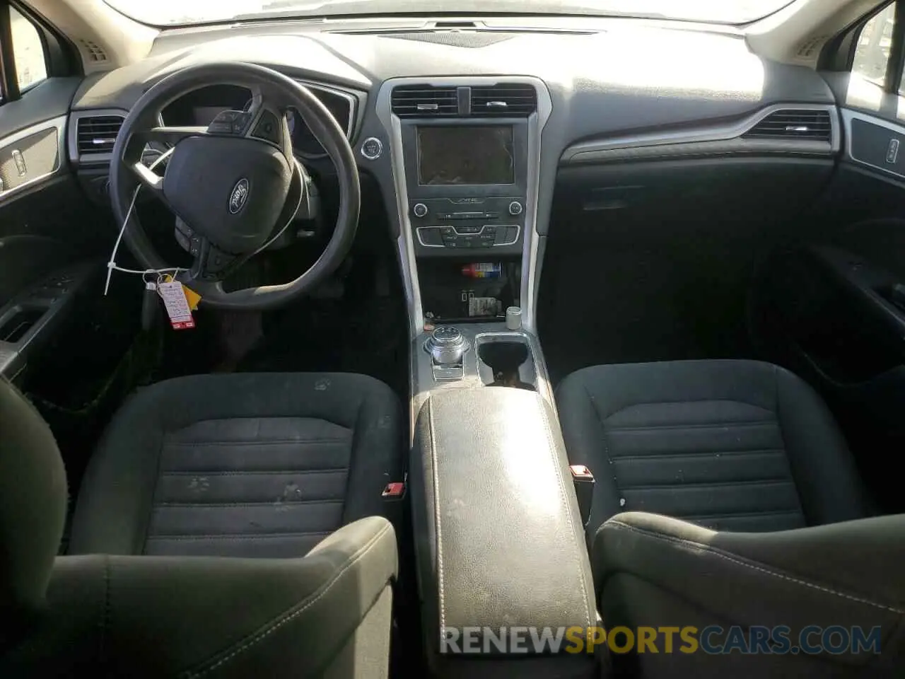 8 Photograph of a damaged car 3FA6P0LU1KR261795 FORD FUSION 2019