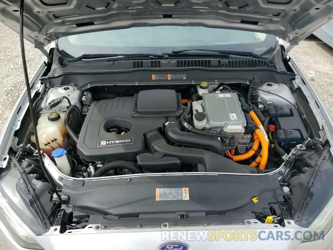 13 Photograph of a damaged car 3FA6P0LU1KR272571 FORD FUSION 2019
