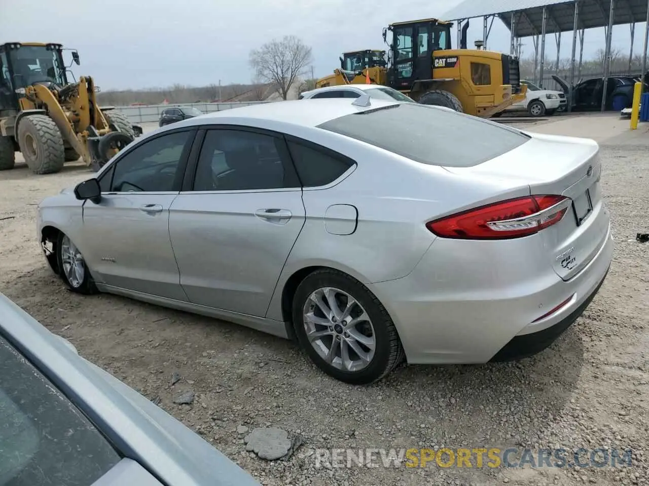 2 Photograph of a damaged car 3FA6P0LU1KR272571 FORD FUSION 2019