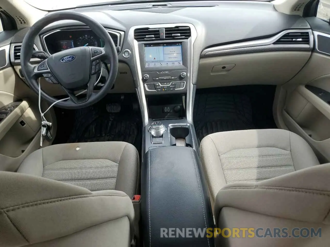 8 Photograph of a damaged car 3FA6P0LU1KR272571 FORD FUSION 2019