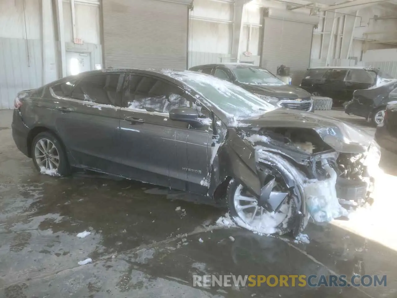 4 Photograph of a damaged car 3FA6P0LU2KR119567 FORD FUSION 2019