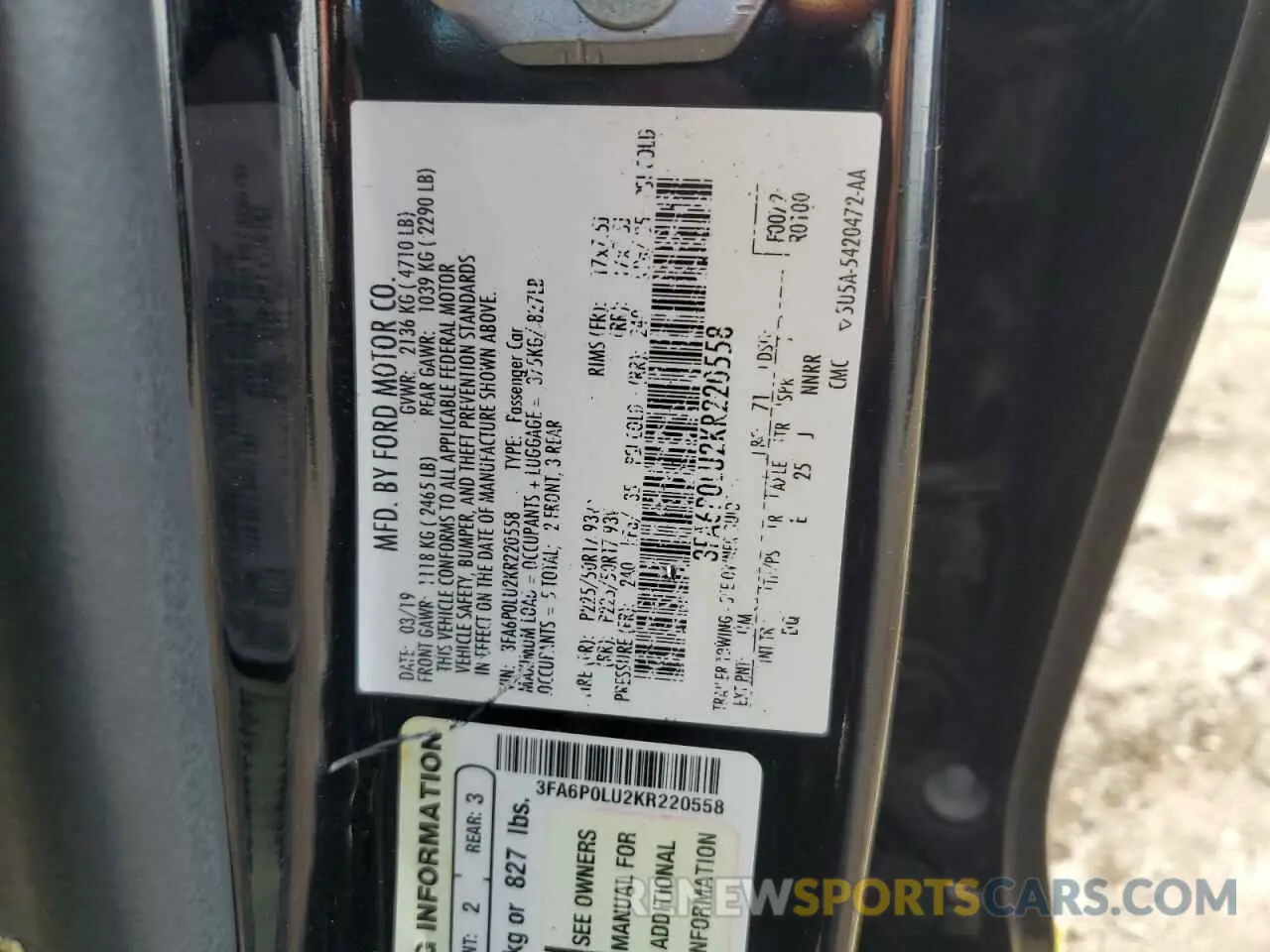12 Photograph of a damaged car 3FA6P0LU2KR220558 FORD FUSION 2019