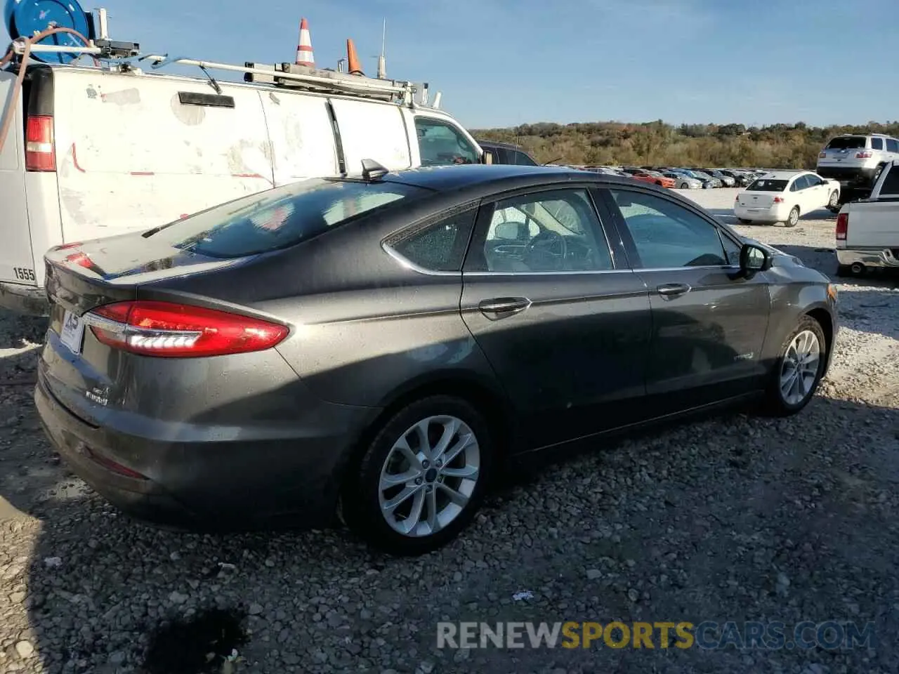 3 Photograph of a damaged car 3FA6P0LU3KR199834 FORD FUSION 2019