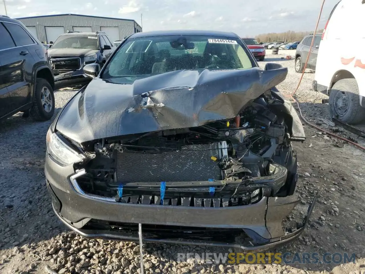 5 Photograph of a damaged car 3FA6P0LU3KR199834 FORD FUSION 2019