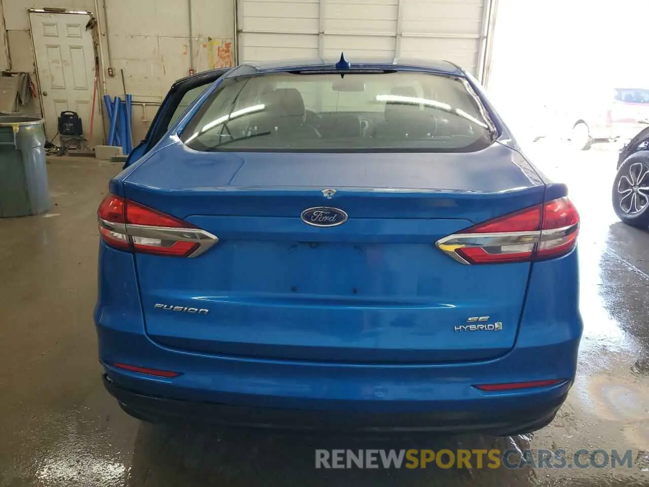 6 Photograph of a damaged car 3FA6P0LU3KR274712 FORD FUSION 2019