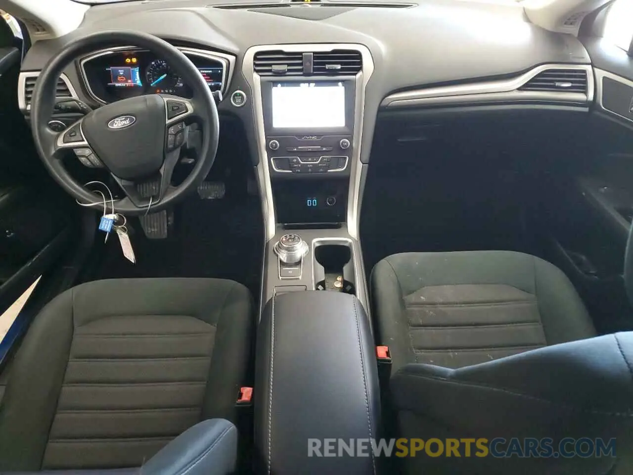 8 Photograph of a damaged car 3FA6P0LU3KR274712 FORD FUSION 2019