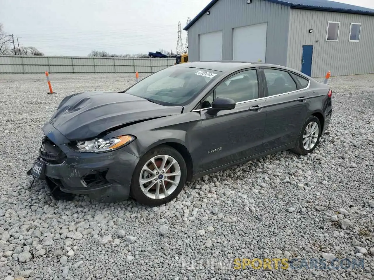 1 Photograph of a damaged car 3FA6P0LU3KR282258 FORD FUSION 2019