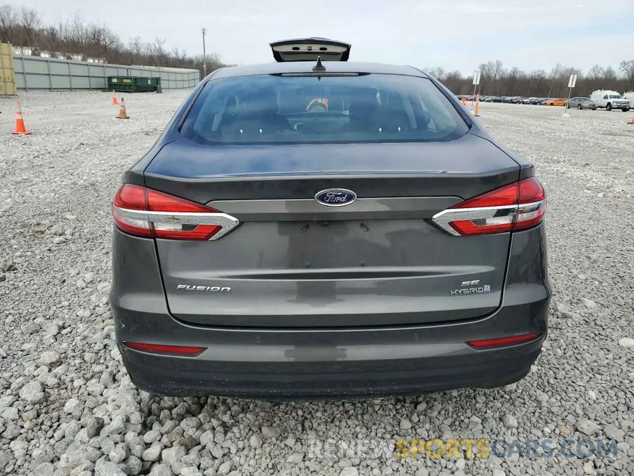 6 Photograph of a damaged car 3FA6P0LU3KR282258 FORD FUSION 2019