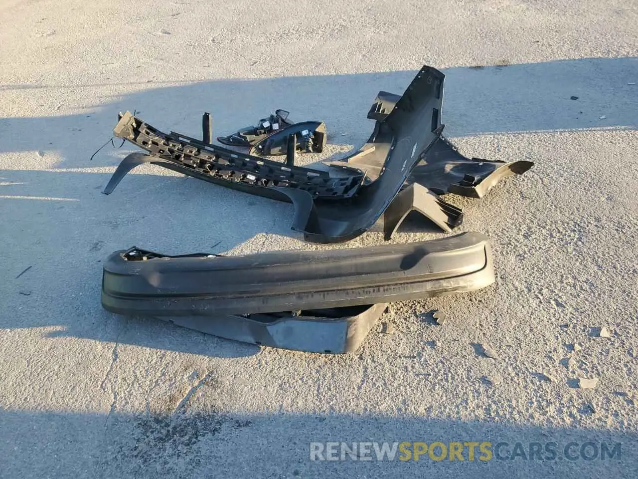 12 Photograph of a damaged car 3FA6P0LU4KR193945 FORD FUSION 2019