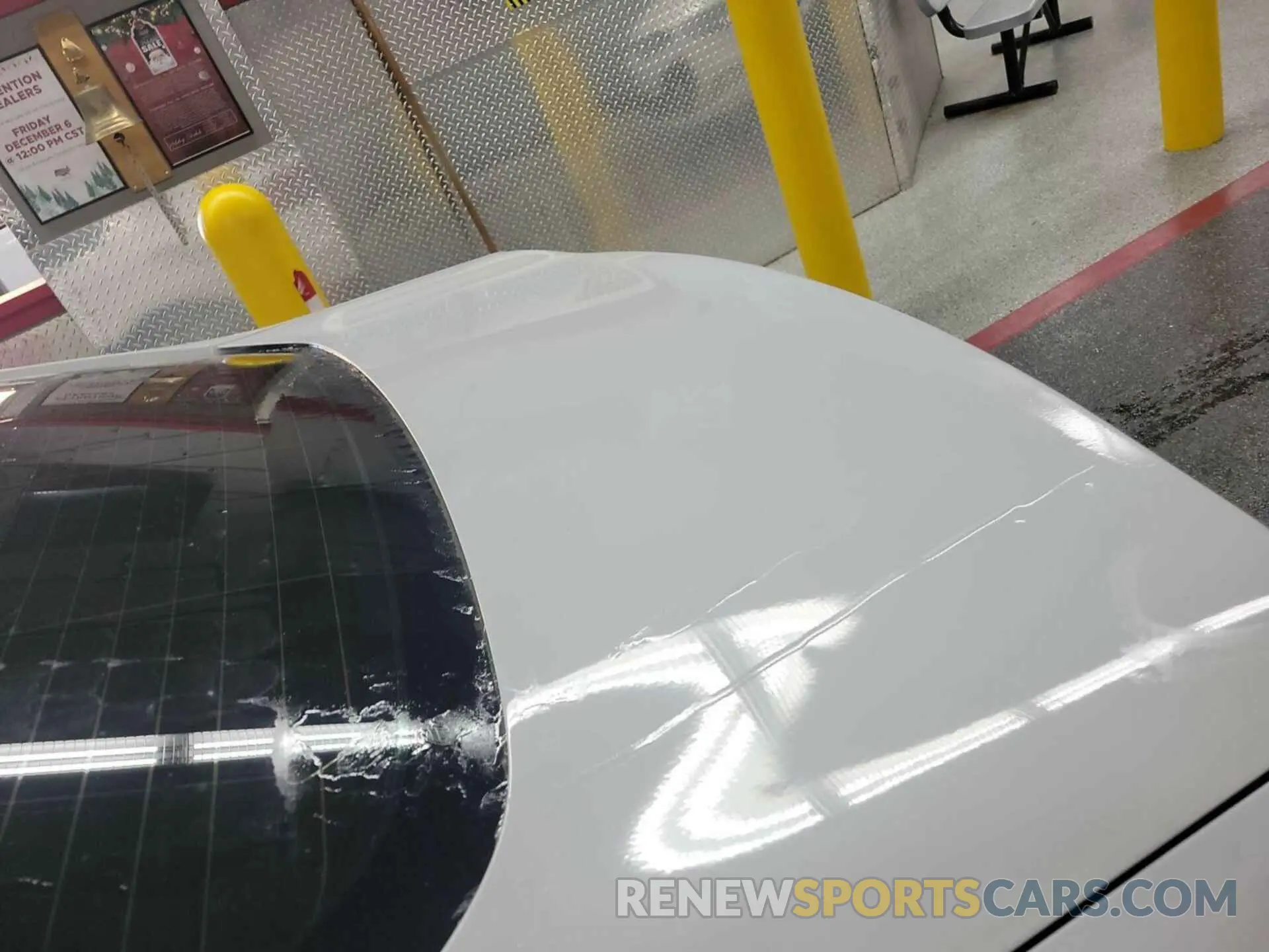 2 Photograph of a damaged car 3FA6P0LU4KR233330 FORD FUSION 2019