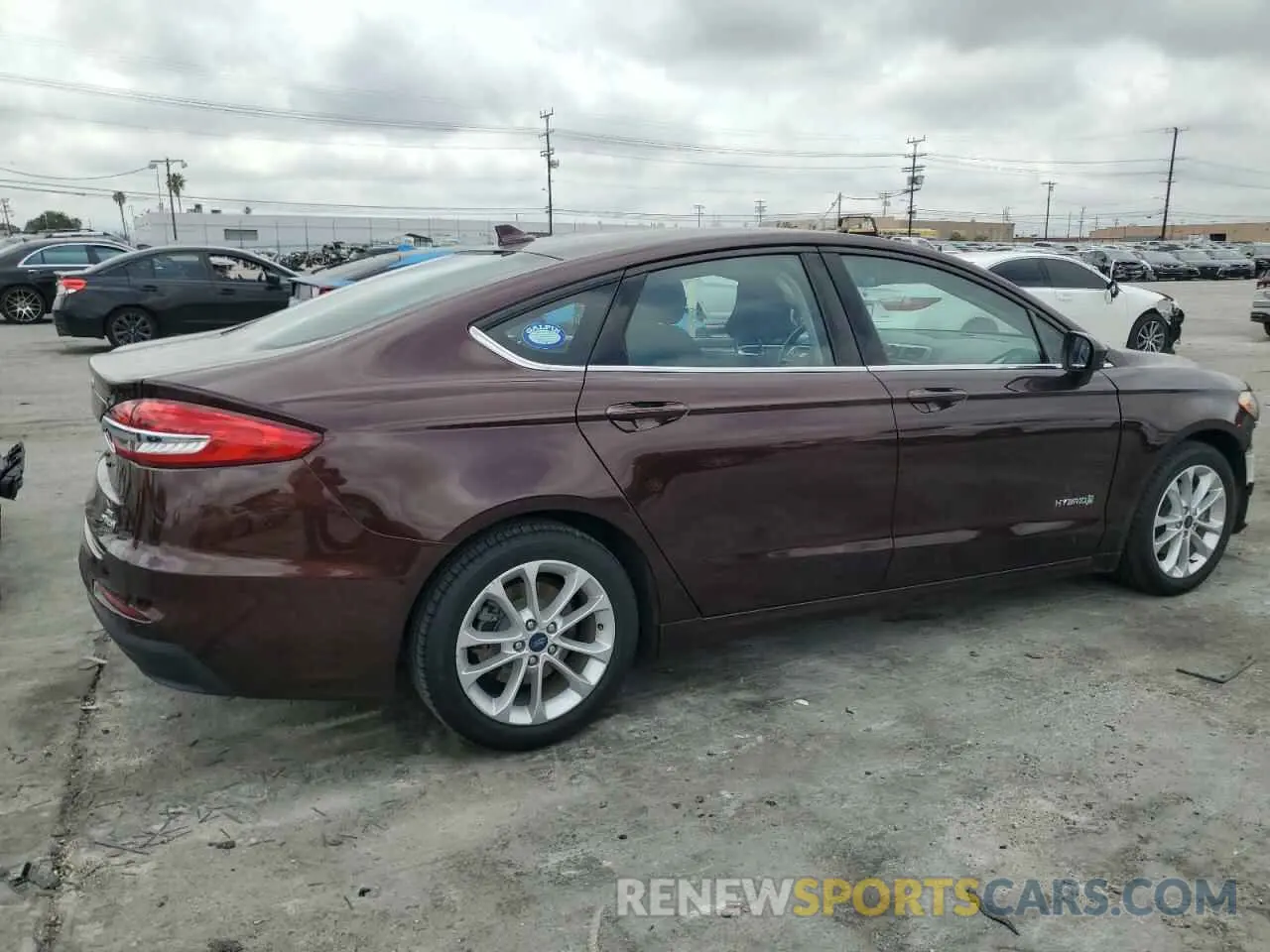 3 Photograph of a damaged car 3FA6P0LU5KR174496 FORD FUSION 2019