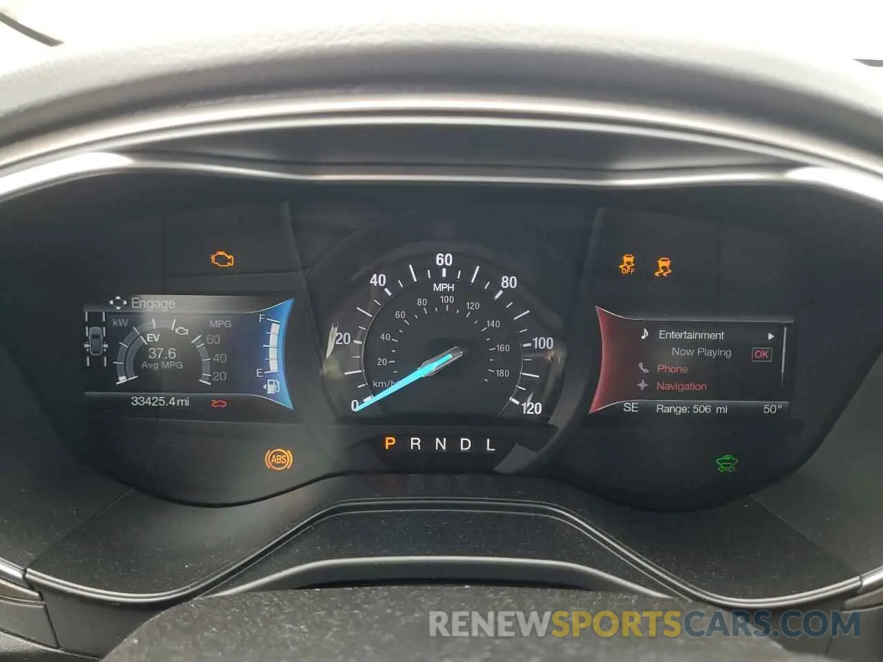 9 Photograph of a damaged car 3FA6P0LU5KR174496 FORD FUSION 2019