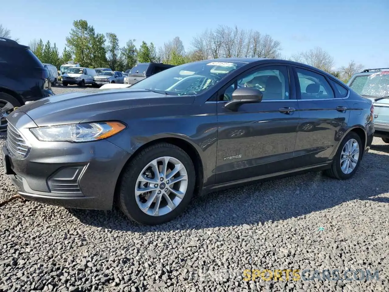 1 Photograph of a damaged car 3FA6P0LU5KR221882 FORD FUSION 2019