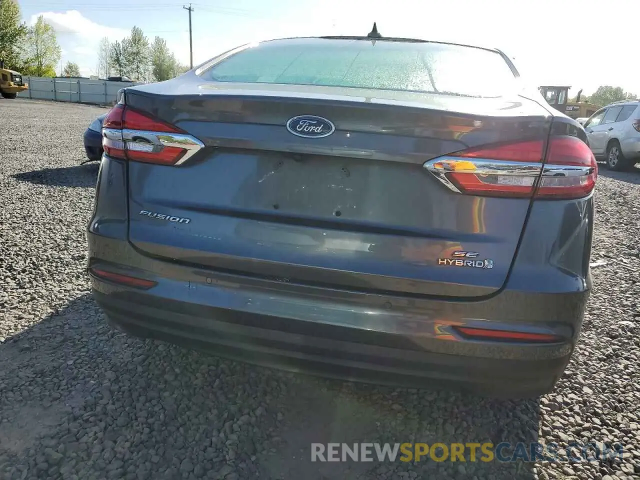 6 Photograph of a damaged car 3FA6P0LU5KR221882 FORD FUSION 2019