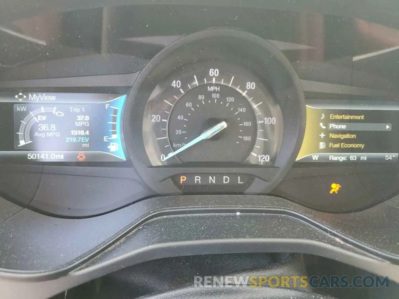 9 Photograph of a damaged car 3FA6P0LU5KR221882 FORD FUSION 2019
