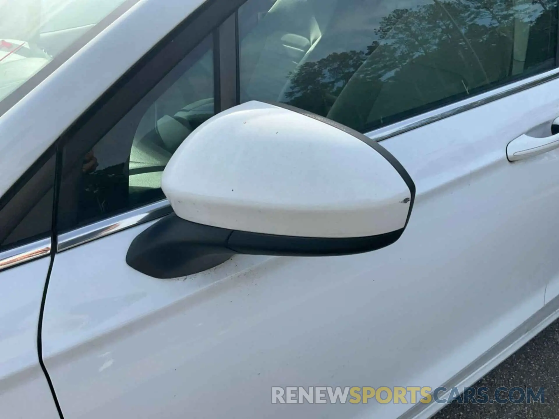 23 Photograph of a damaged car 3FA6P0LU5KR255630 FORD FUSION 2019