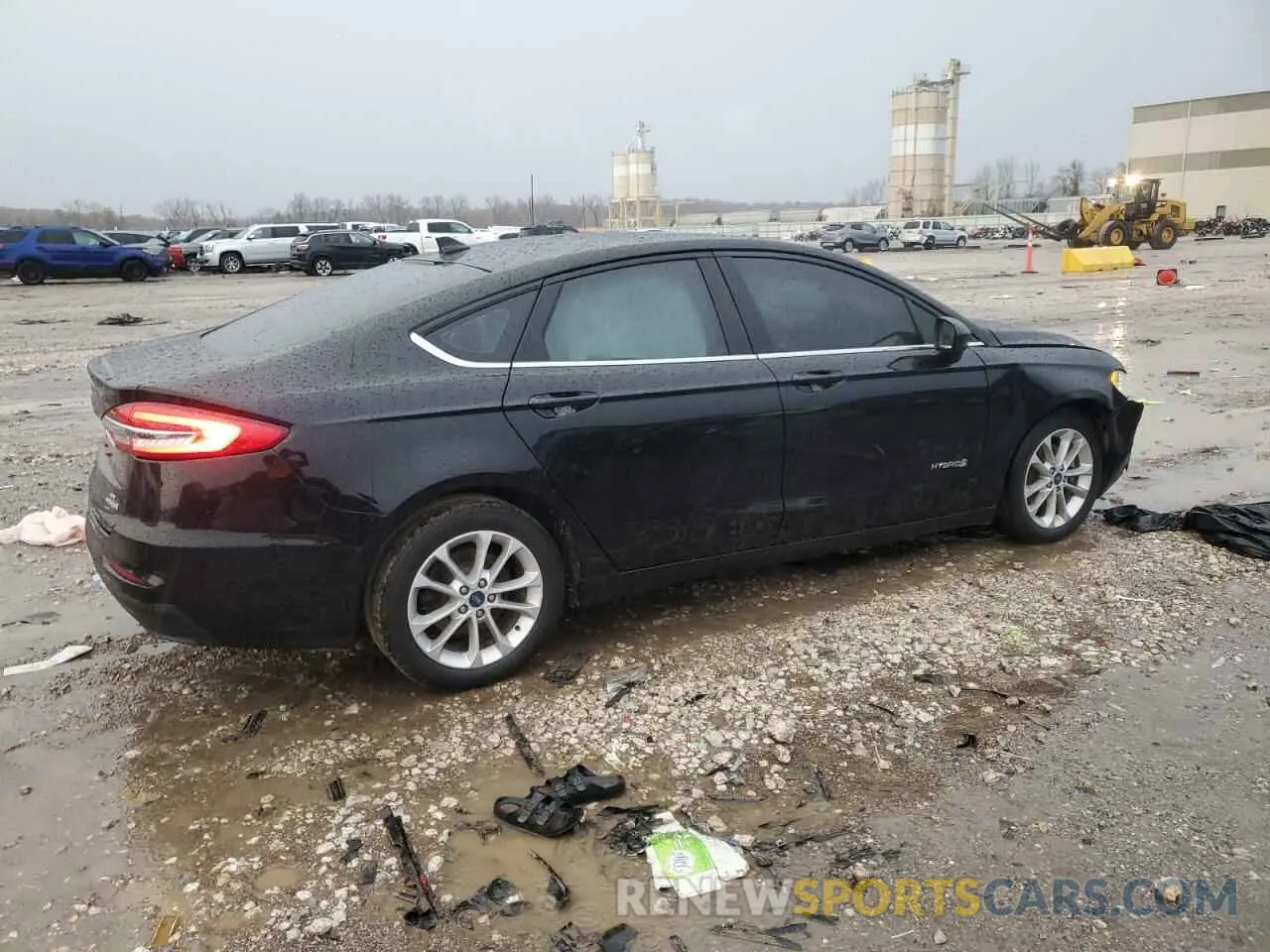 3 Photograph of a damaged car 3FA6P0LU5KR262089 FORD FUSION 2019