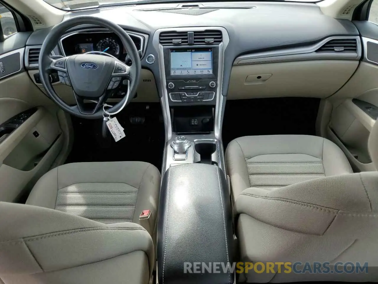 8 Photograph of a damaged car 3FA6P0LU6KR101556 FORD FUSION 2019