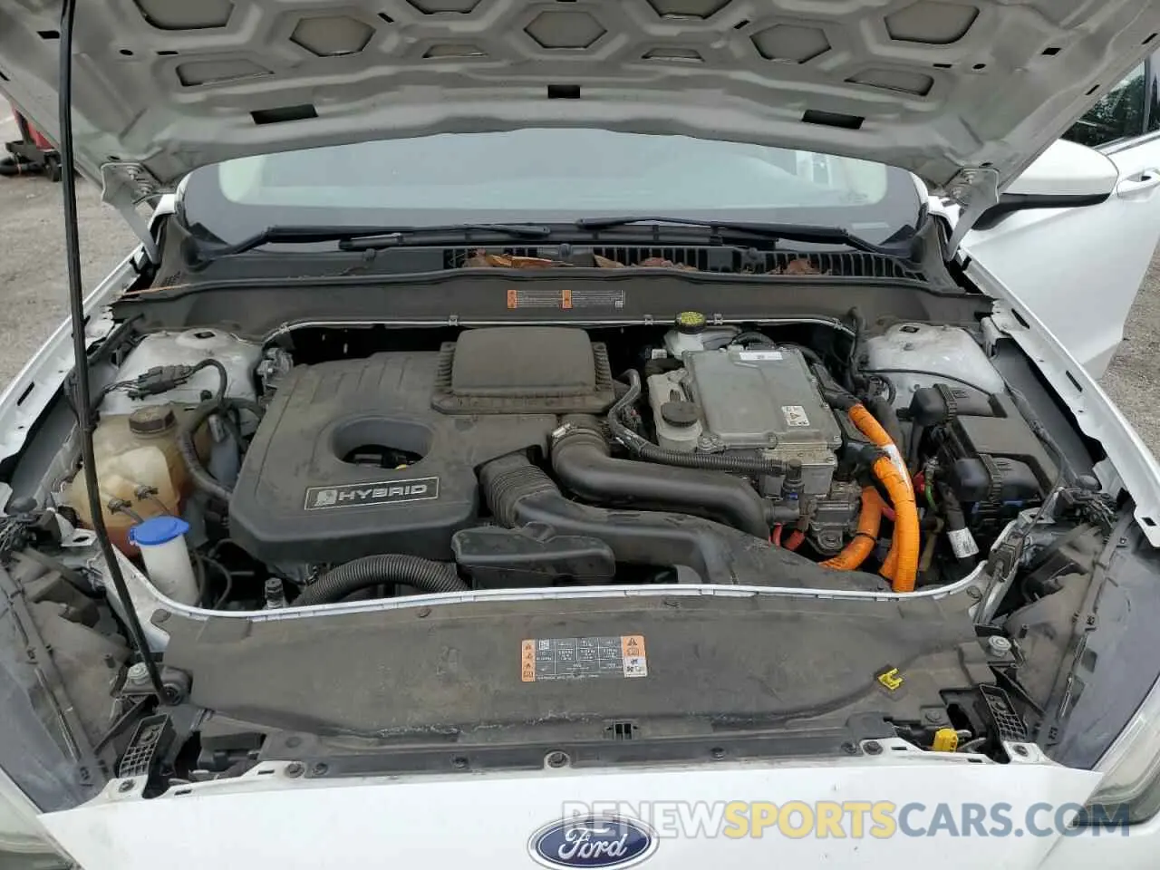 11 Photograph of a damaged car 3FA6P0LU6KR261730 FORD FUSION 2019