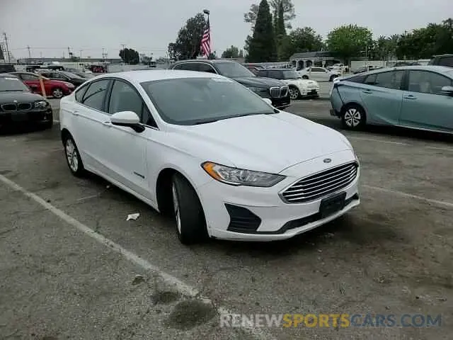 13 Photograph of a damaged car 3FA6P0LU6KR261730 FORD FUSION 2019