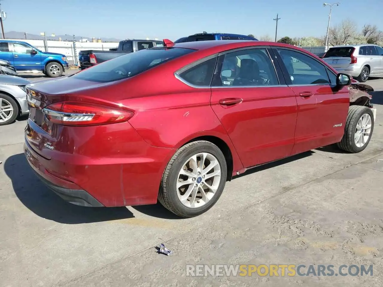 3 Photograph of a damaged car 3FA6P0LU6KR263901 FORD FUSION 2019