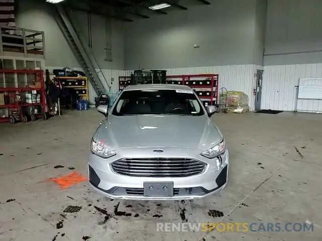 10 Photograph of a damaged car 3FA6P0LU7KR118933 FORD FUSION 2019