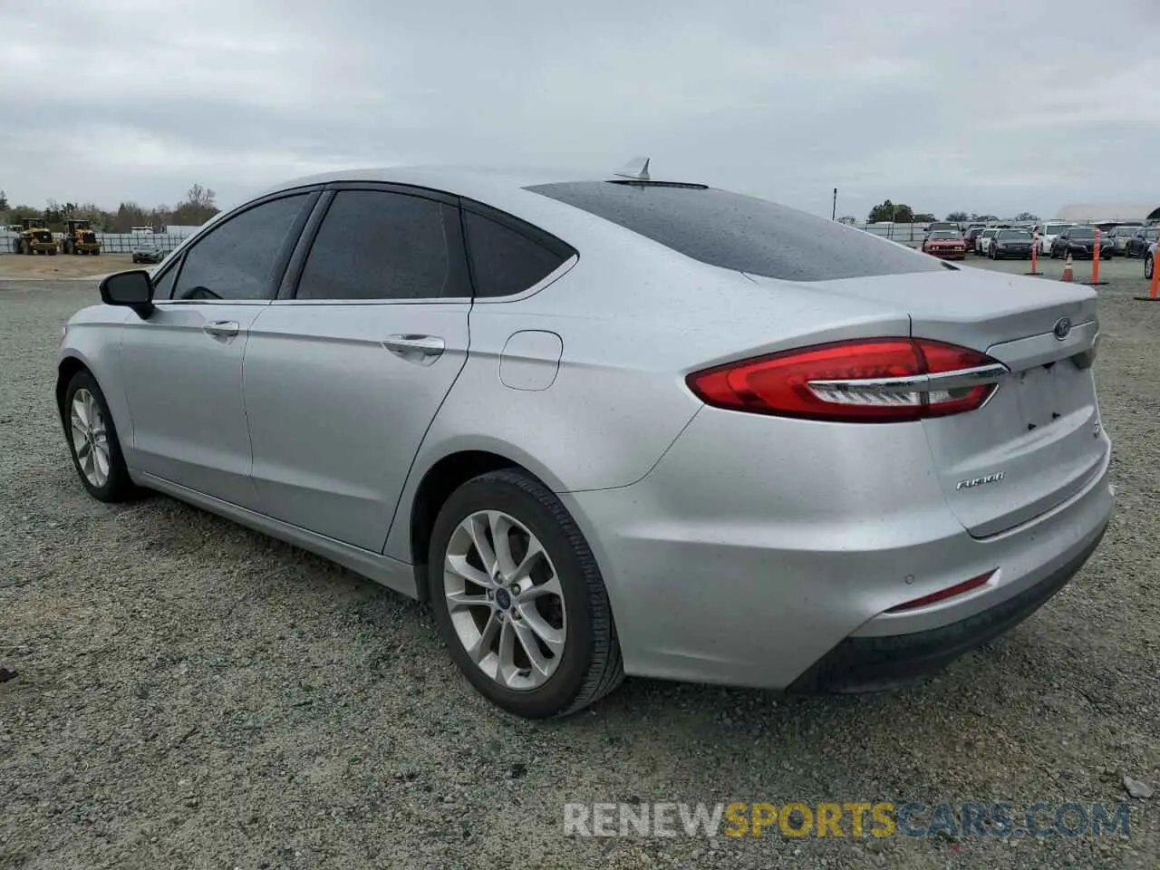 2 Photograph of a damaged car 3FA6P0LU7KR134811 FORD FUSION 2019