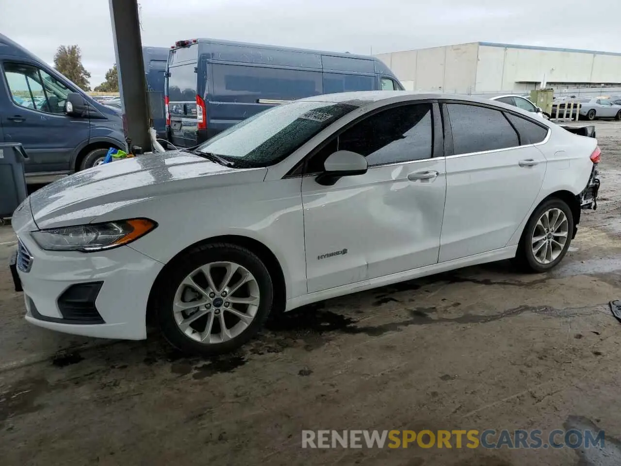 1 Photograph of a damaged car 3FA6P0LU7KR137787 FORD FUSION 2019