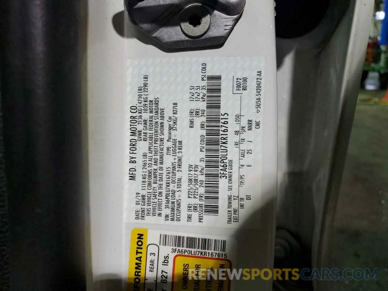 13 Photograph of a damaged car 3FA6P0LU7KR167615 FORD FUSION 2019