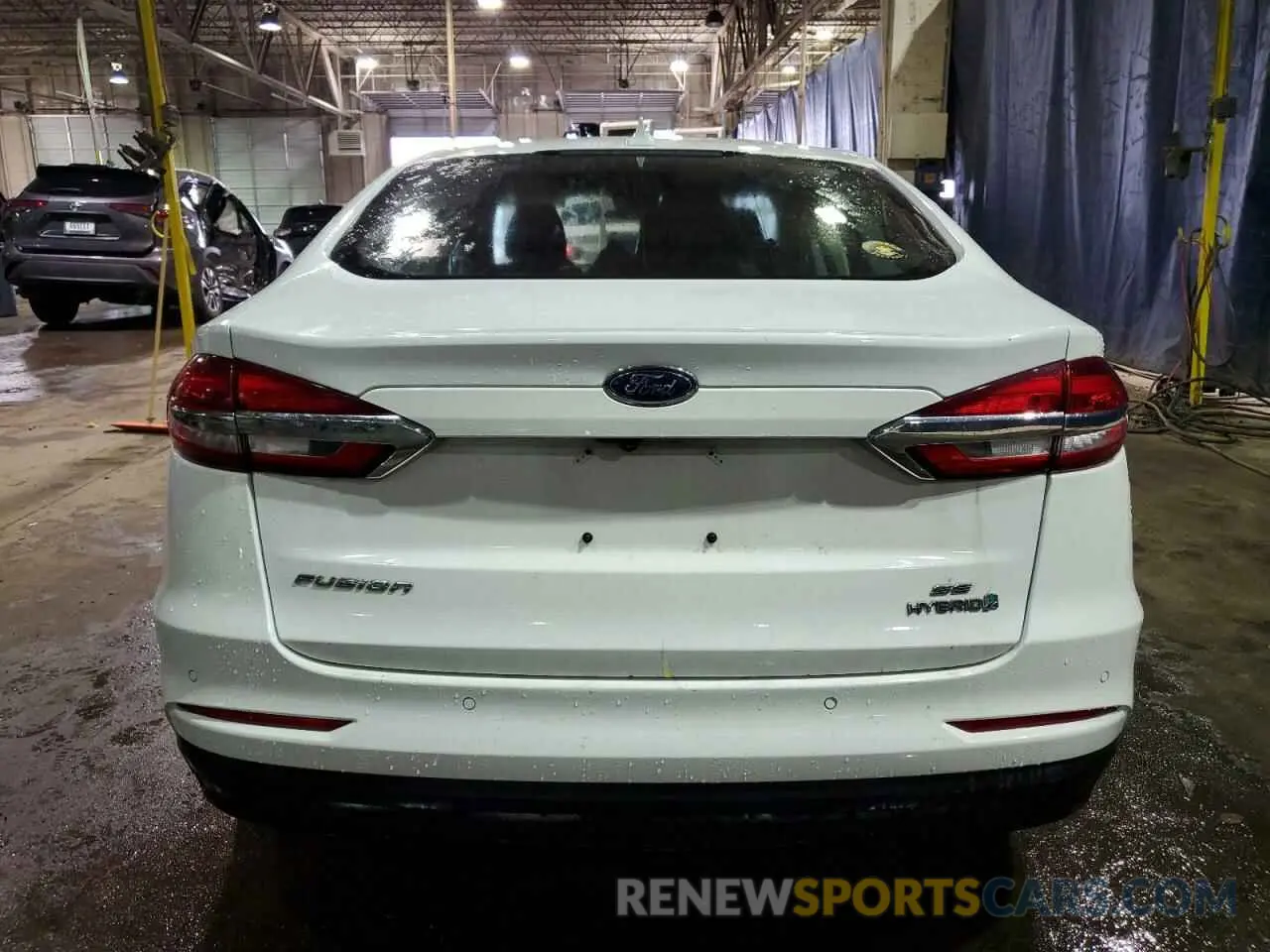 6 Photograph of a damaged car 3FA6P0LU7KR167615 FORD FUSION 2019