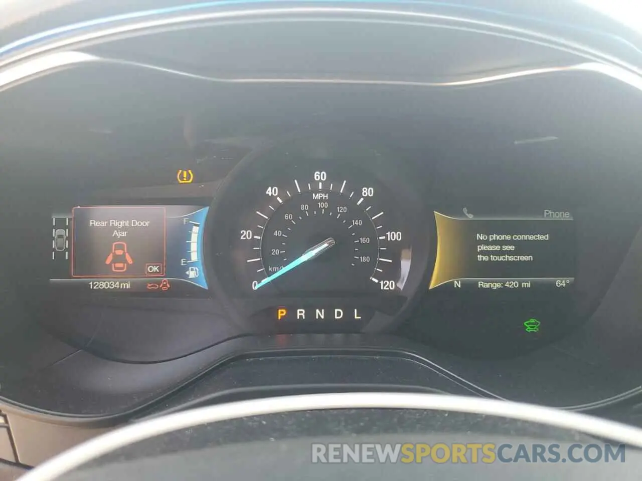 9 Photograph of a damaged car 3FA6P0LU7KR198993 FORD FUSION 2019