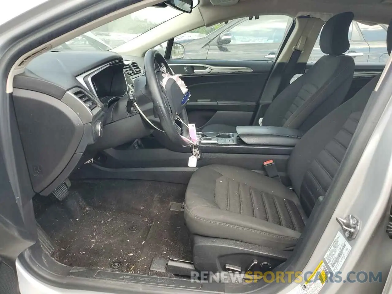 7 Photograph of a damaged car 3FA6P0LU7KR206574 FORD FUSION 2019
