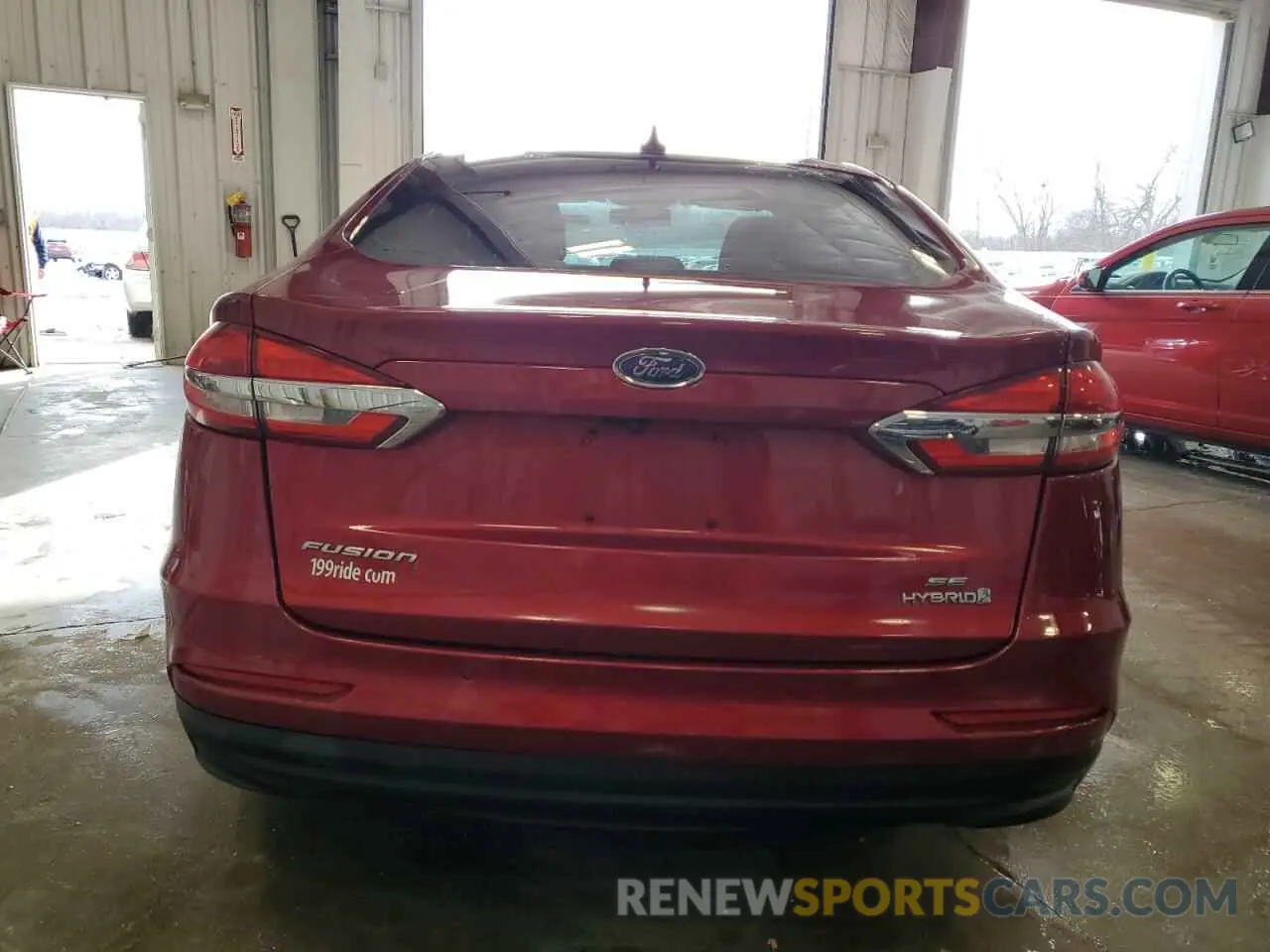 6 Photograph of a damaged car 3FA6P0LU7KR225576 FORD FUSION 2019