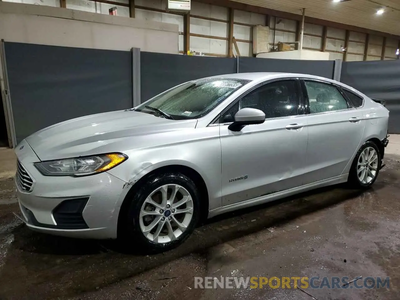 1 Photograph of a damaged car 3FA6P0LU7KR226789 FORD FUSION 2019
