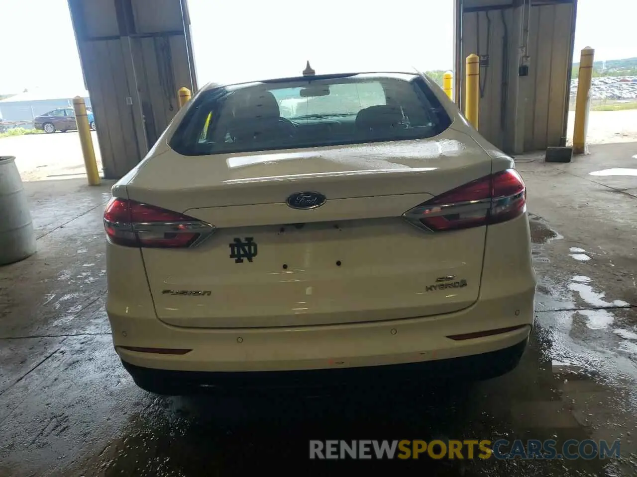 6 Photograph of a damaged car 3FA6P0LU7KR257735 FORD FUSION 2019