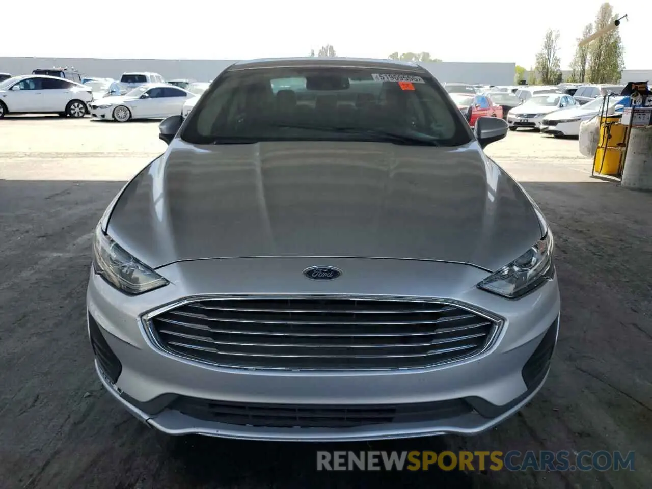 5 Photograph of a damaged car 3FA6P0LU7KR262160 FORD FUSION 2019