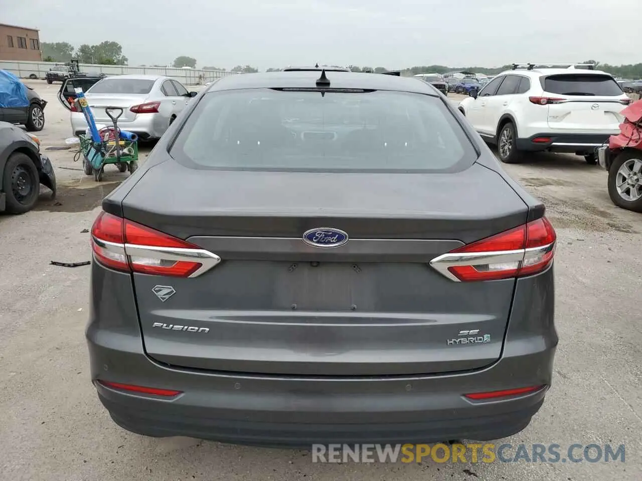 6 Photograph of a damaged car 3FA6P0LU7KR263647 FORD FUSION 2019