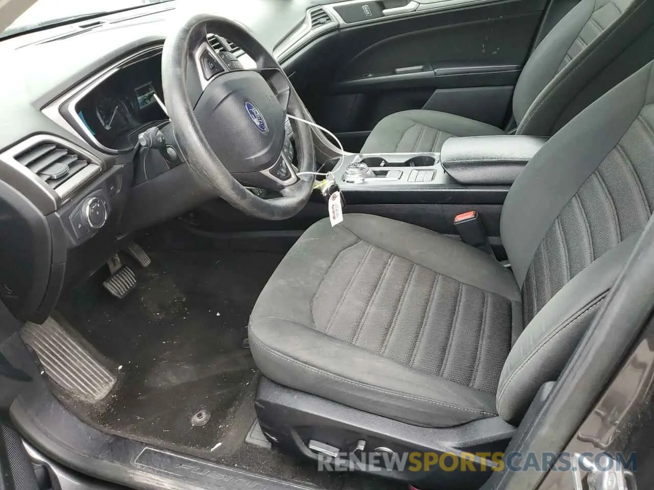 7 Photograph of a damaged car 3FA6P0LU7KR263647 FORD FUSION 2019